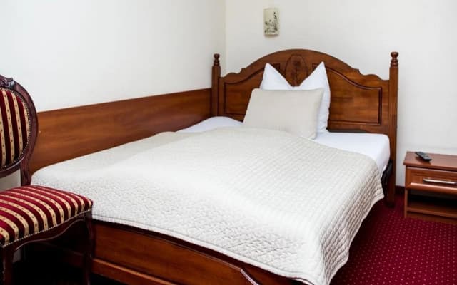 Zodiak MT Haryono by KAGUM Hotels - photo 5