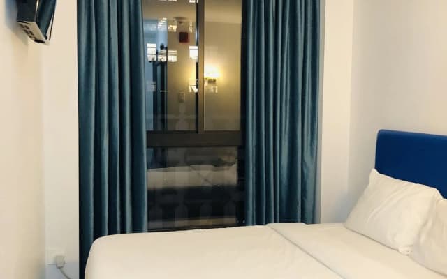 Hotel 837 - photo 5