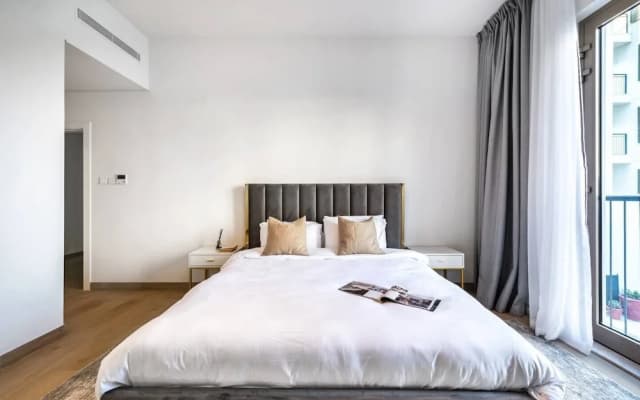 Stylish 2BR in La Rive 2 - photo 3