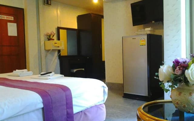 Leng Hotel - photo 3