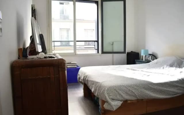 1 Bedroom Apartment in 18th Arrondissement - photo 4
