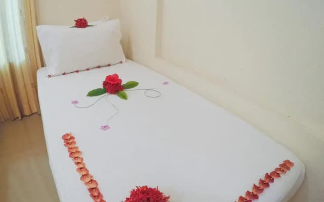 Retreat Rasdhoo Maldives - photo 2