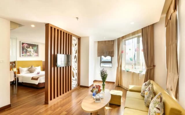 Ngoc Lan Hotel Da Nang - photo 2