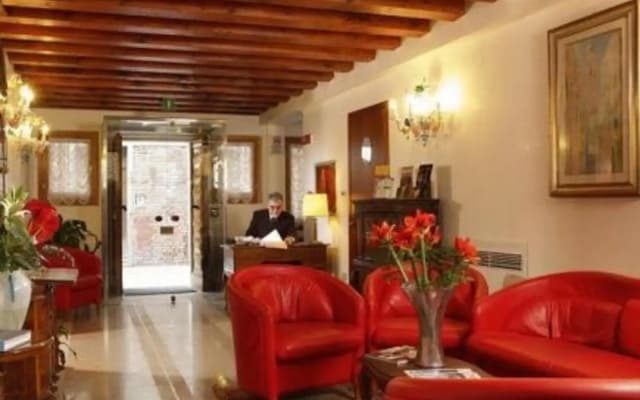 Palazzina Fortuny - photo 2
