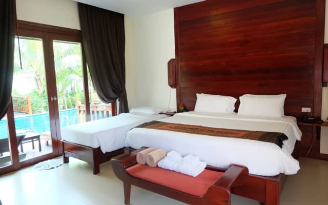 Howard Johnson by Wyndham Phuket Naiyang - photo 3
