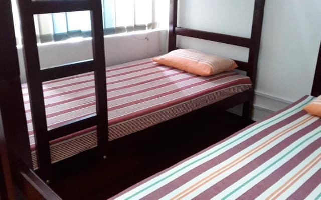 Colombo city jumbo hostel - photo 3