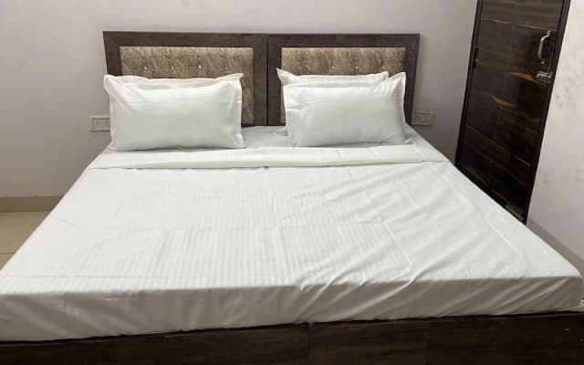 Hotel SK Residency - photo 3