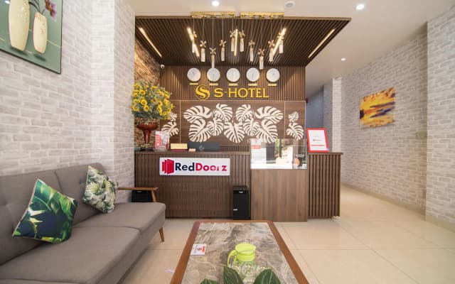 RedDoorz near Nguyen Van Thoai Street - photo 4