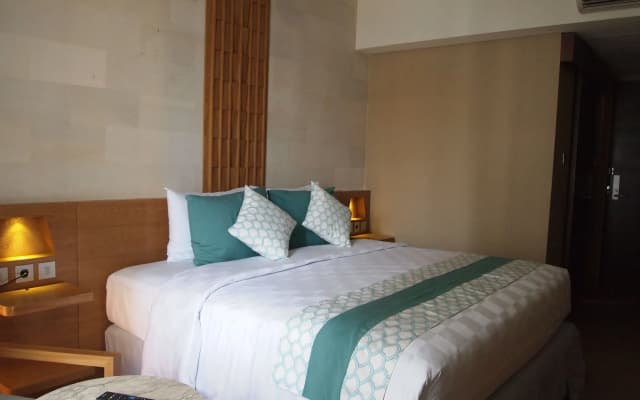 Bedrock Hotel - photo 5