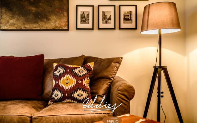 Eddie’s Design Apartments - photo 3