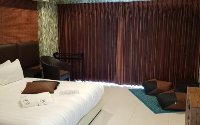 Sun Sky Resort - photo 2
