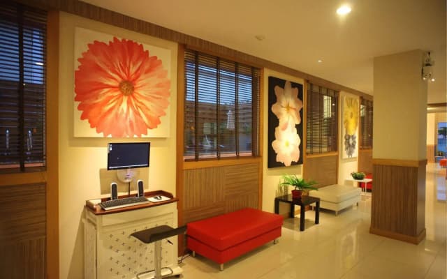 Prom Ratchada Thailand Cultural Centre Hotel - photo 2