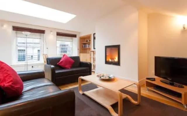 Apartment Thistle Lane - photo 3