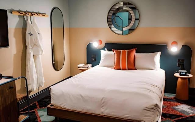 Stay at Hotel Steyne - photo 3