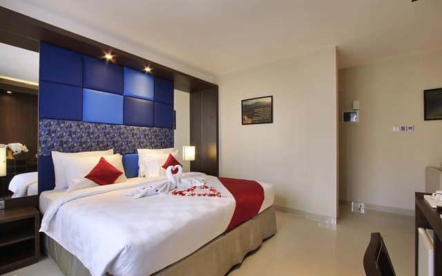 Ohana Hotel Kuta - photo 2
