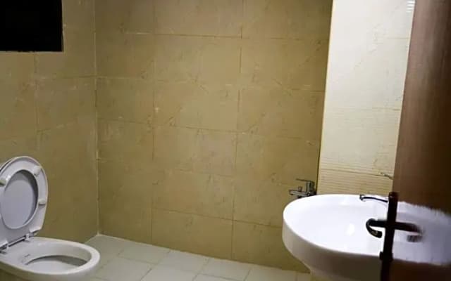 Royal Afh Hostel - photo 5