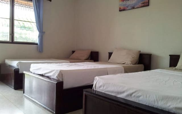 Libra Guesthouse - photo 2