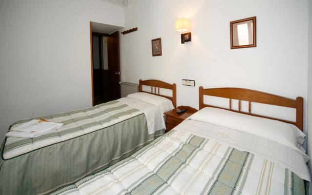 Hostal San Antonio - photo 3