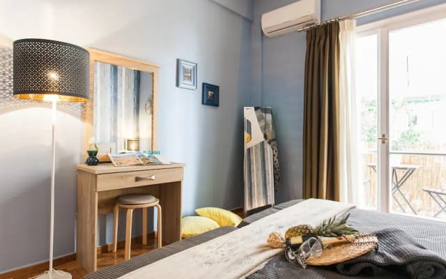 Central Quiet Safe Apartment - photo 2
