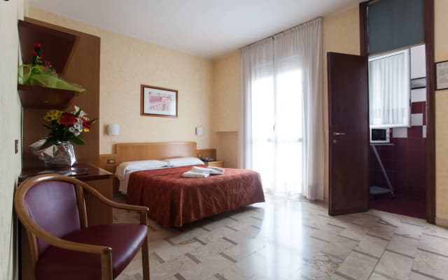 IH Hotels Milano ApartHotel Argonne Park - photo 5