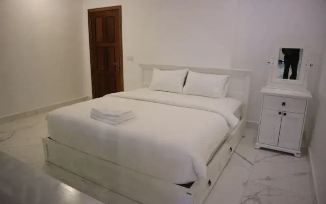 LY Residence Suite & Apartment - photo 4