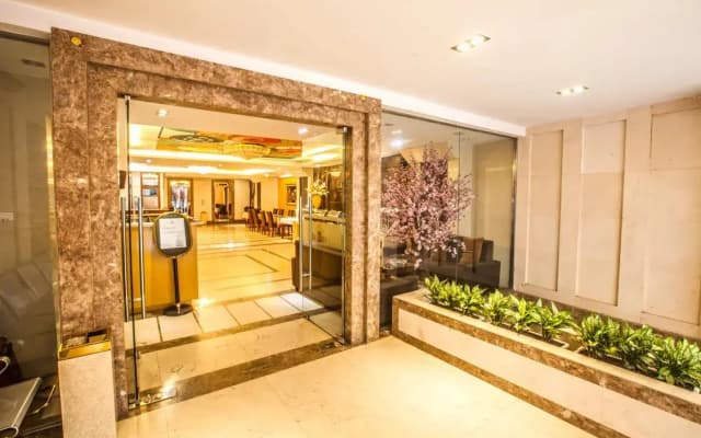 Lenid Hanoi Hotel - photo 2