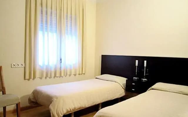Classbedroom Apartments Iii - photo 2