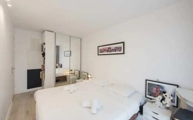 Contemporary near Bastille - photo 5
