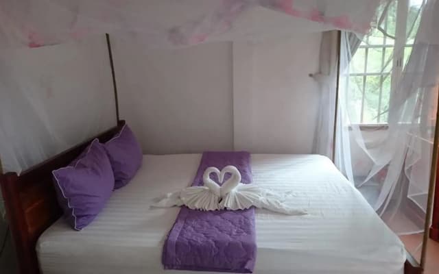 Orchard Fruit Farm Bungalow - photo 3