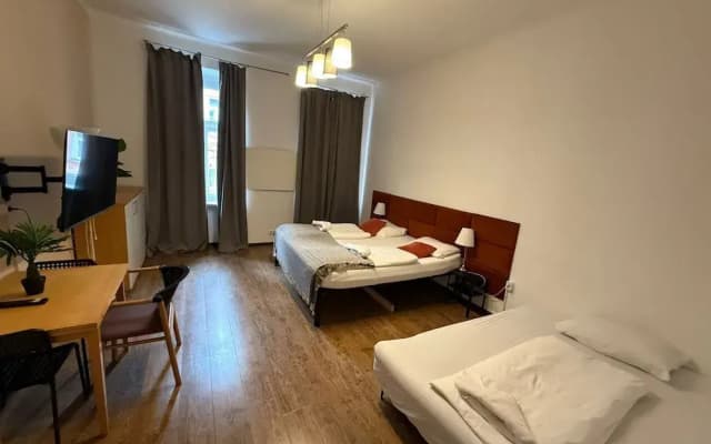 Smart 1BR Apt Near Westbahnhof Station - photo 5