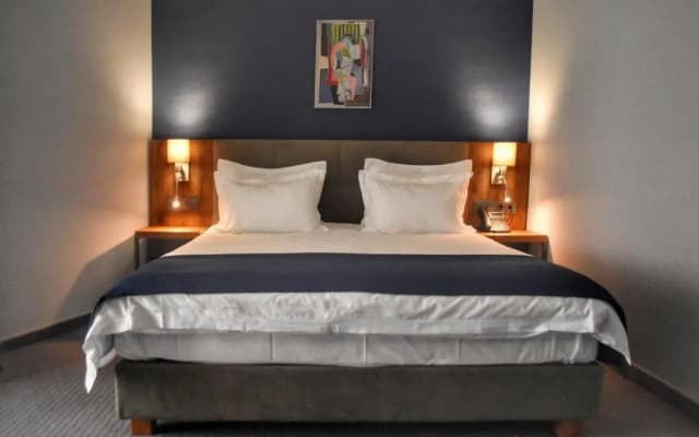 Avenue Hotel Tbilisi - photo 5
