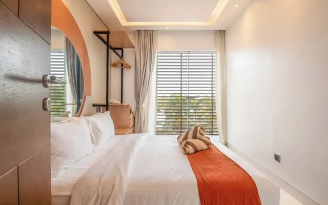 Luxurious 6 Br in Canggu 400m to Beach - photo 5