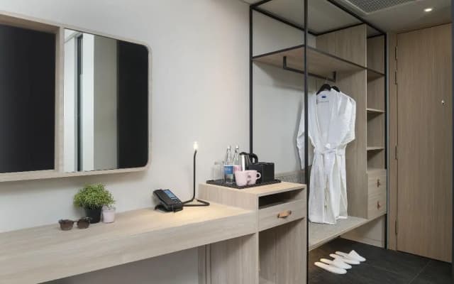 JonoX Phuket Karon Hotel - photo 4