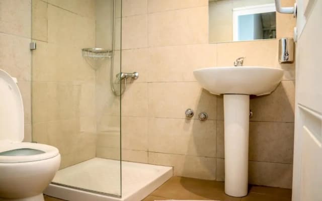 Zorbas Hotel - Hostel - photo 4