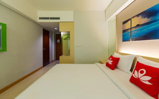 ZEN Rooms Kuta Sunset Road 2 - photo 4