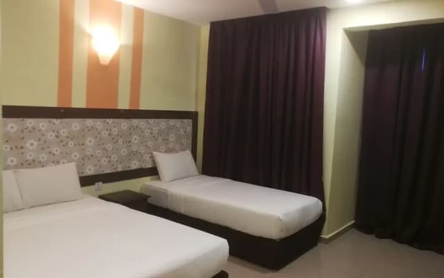Sun Inns Permas Jaya - photo 5