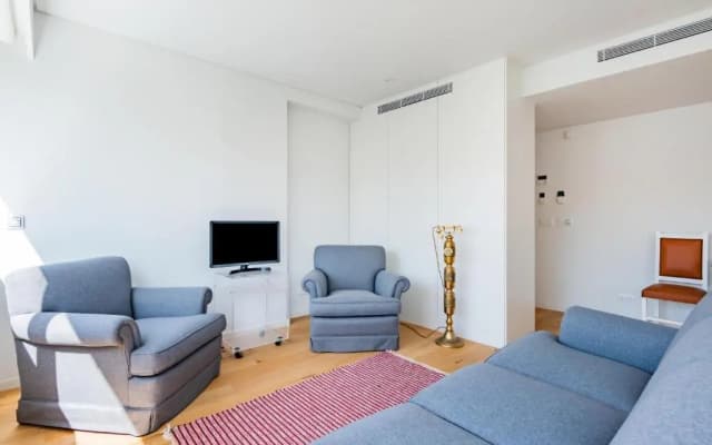 Estrela Modern Flat @ Infante Santo - photo 3