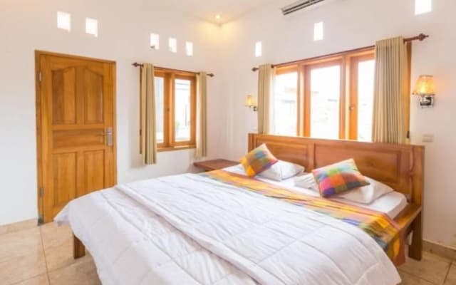 Suarsena Bungalow Ubud - photo 3