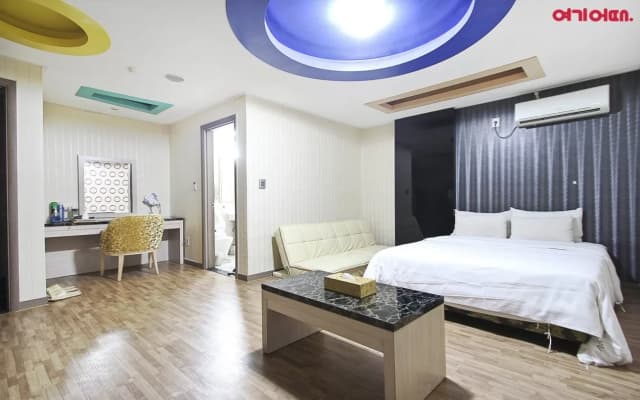 Hotel Jasmin - photo 4