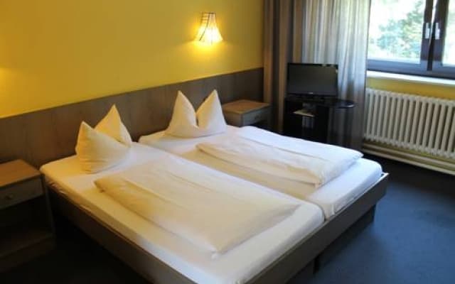 Raststättenhotel Grunewald - photo 4