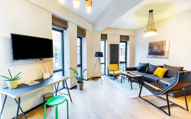 Wehost Pool and Gym Apartment - photo 2