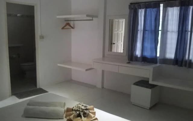 Lemon Tree Resort - photo 2