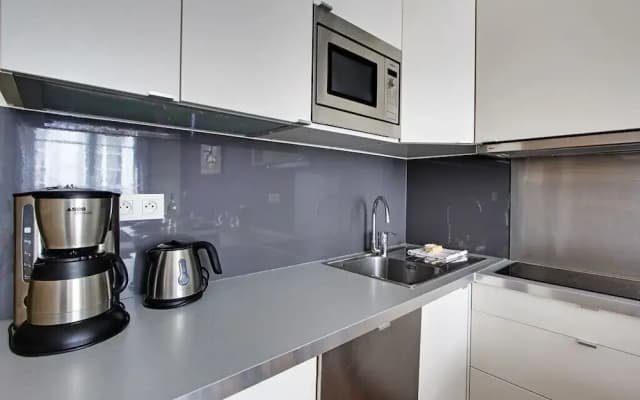 S03909 - Charming studio for 2 people, two steps away from the Marais - photo 2