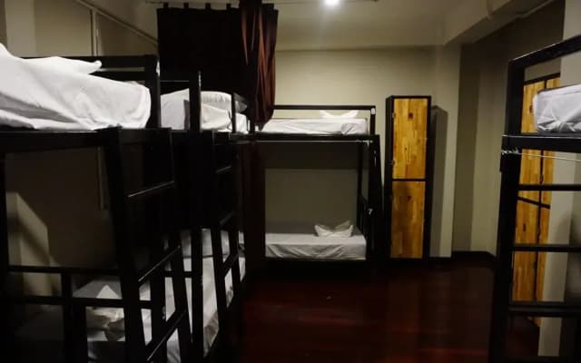 Bed District - photo 2