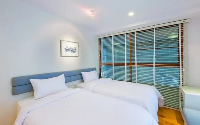 Baan LonSai Beachfront Condominium - photo 2