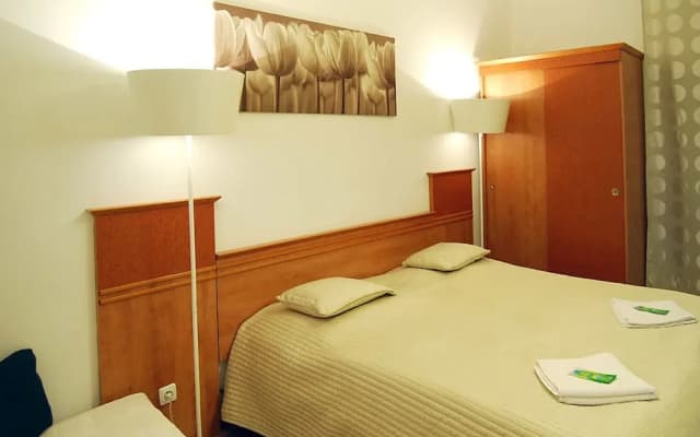 Hostel - With Private Entrance - photo 3