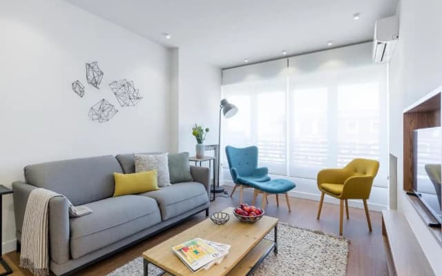 Francisco Silvela Apartment by Flatsweethome - photo 2