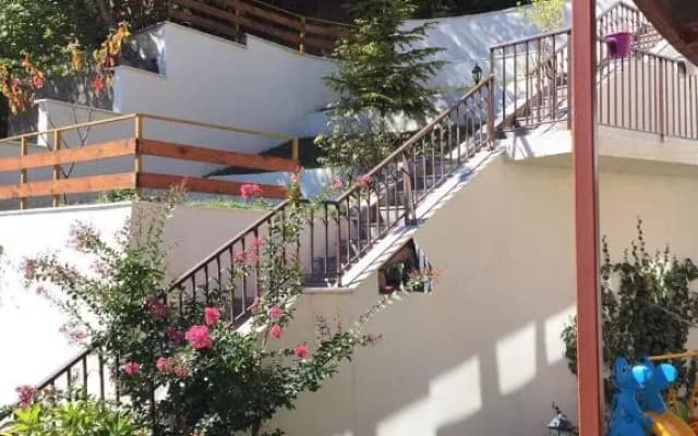 Tbilisi Tskneti Guesthouse - photo 2