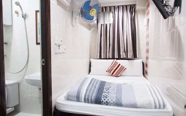 Days Hotel HK - Hostel - photo 2