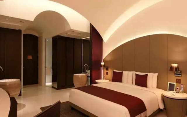 Dusit Devarana New Delhi - photo 3